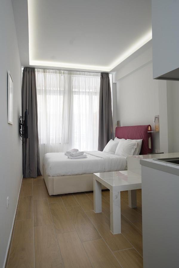 Tip - Top Suites Athen Exterior foto