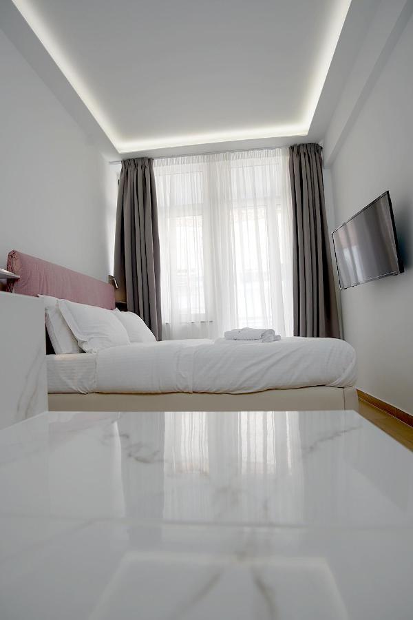 Tip - Top Suites Athen Exterior foto
