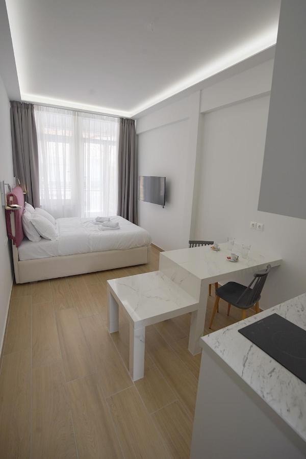 Tip - Top Suites Athen Exterior foto