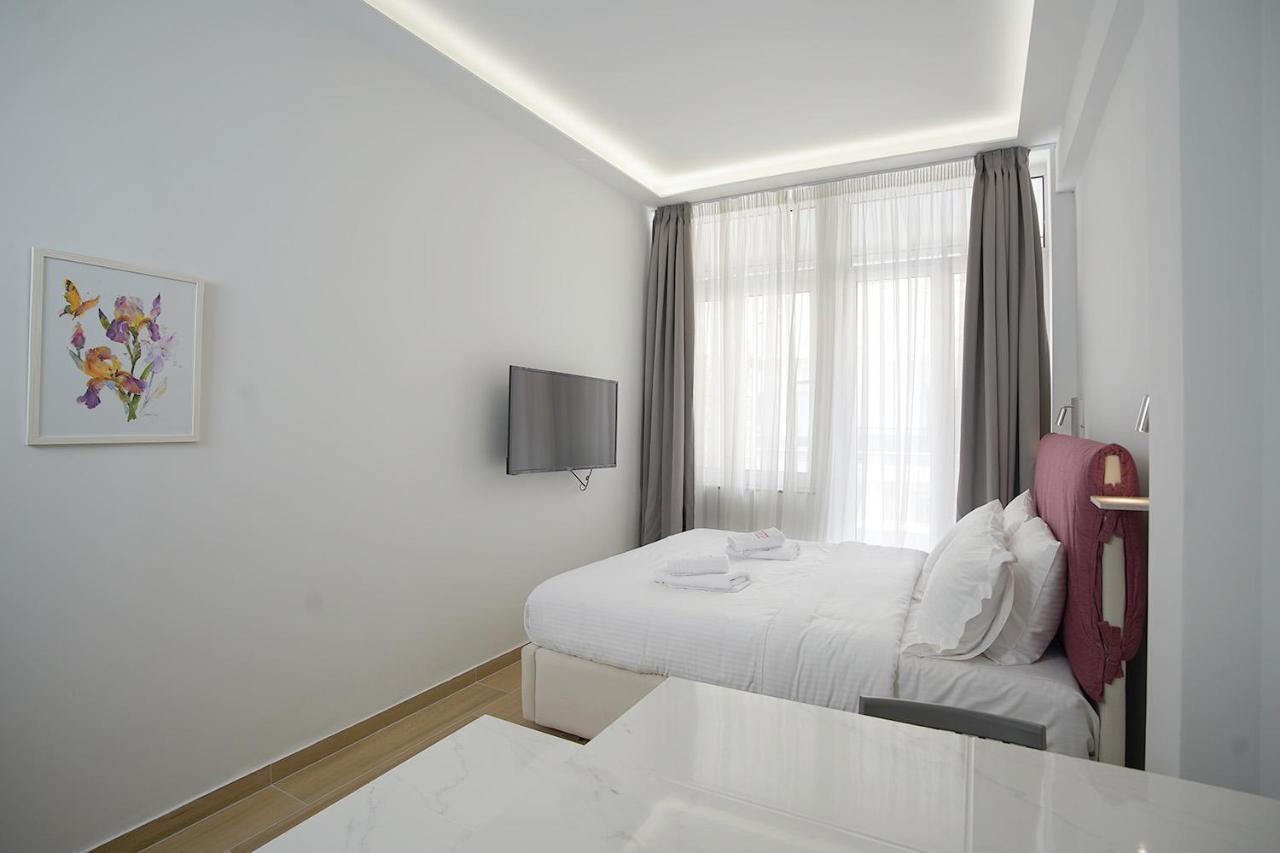 Tip - Top Suites Athen Exterior foto
